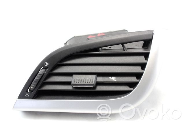 Peugeot 207 Copertura griglia di ventilazione laterale cruscotto