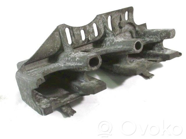 Dacia Duster Engine mounting bracket 