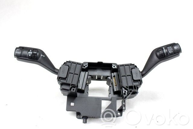 Ford Focus Wiper turn signal indicator stalk/switch 