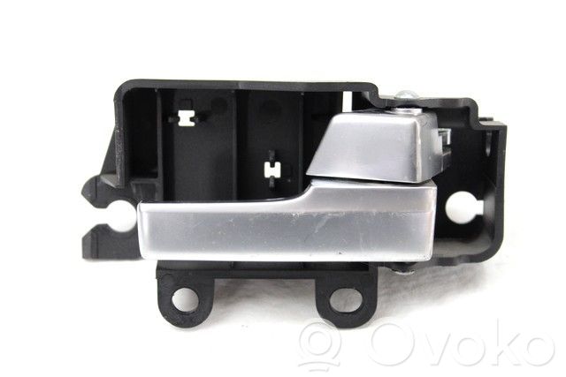 Manecilla interna puerta delantera   1470111