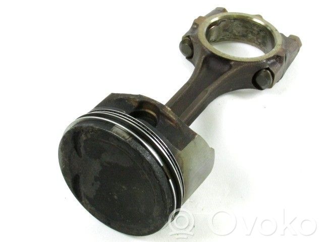 Hyundai Matrix Pistón con biela 