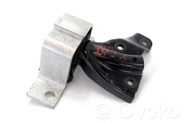 Dacia Sandero Engine mounting bracket 