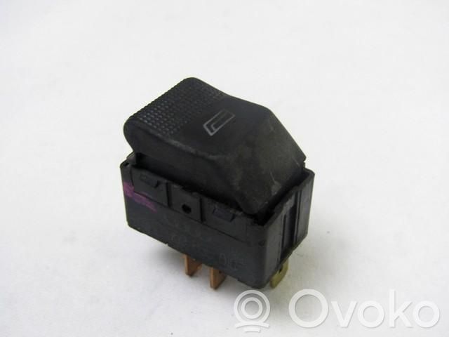 Audi A4 S4 B5 8D Interruttore di controllo dell’alzacristalli elettrico 
