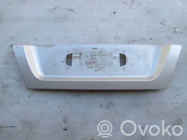 Saab 9-5 Trunk door license plate light bar 