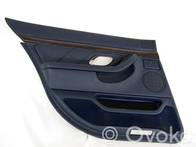 BMW 7 E38 Takaoven verhoilu 