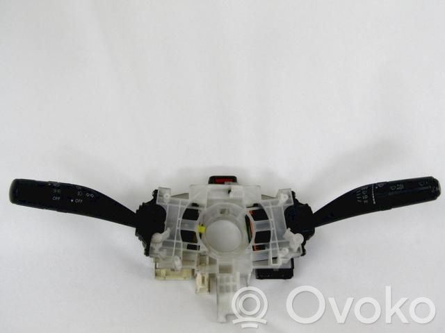Subaru Legacy Commodo, commande essuie-glace/phare 