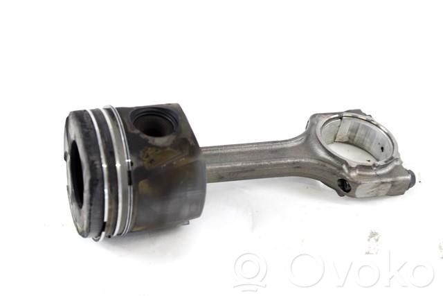 Opel Corsa D Pistón con biela 