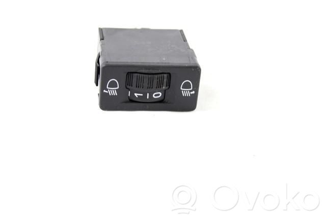 Bouton commande réglage hauteur de phares   9666186877