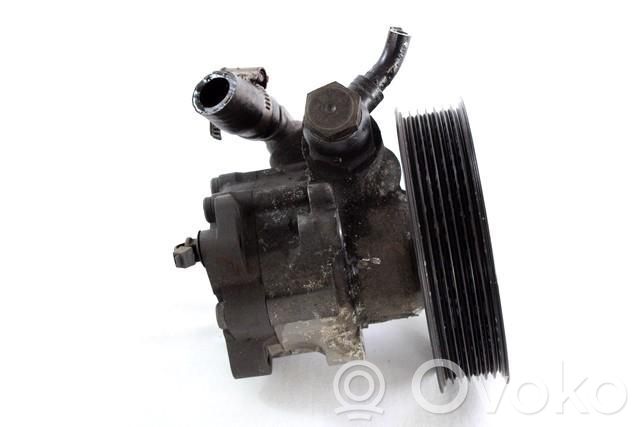 Ohjaustehostimen pumppu   4E0145155N
