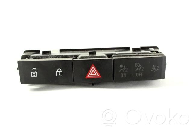 Schalter Warnblinkanlage   13285122