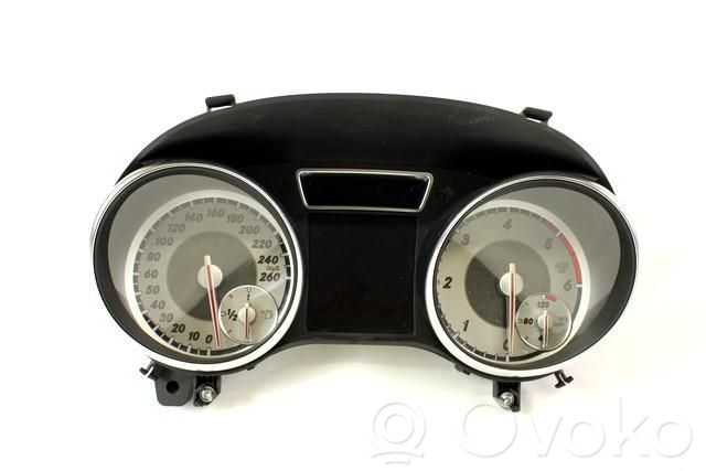 Mercedes-Benz CLA C117 X117 W117 Tachimetro (quadro strumenti)
