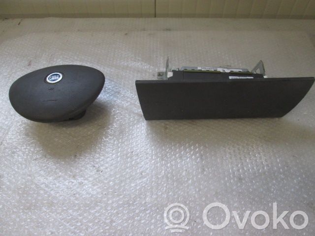 Fiat Punto (188) Turvatyynysarja 