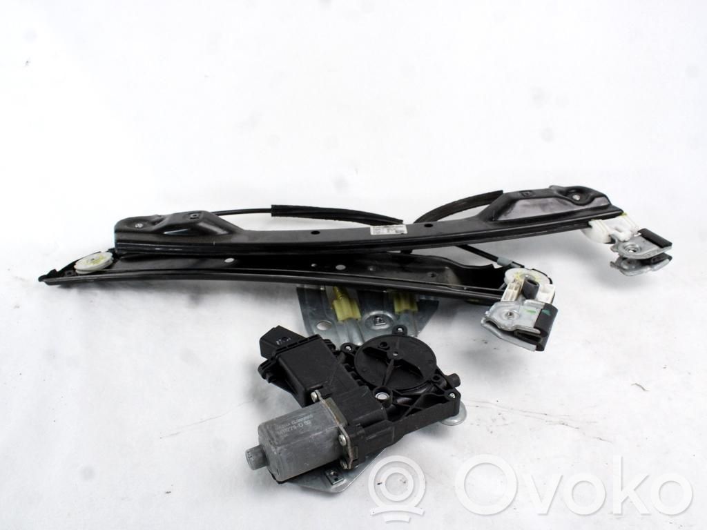 Opel Meriva B Elektryczny podnośnik szyby drzwi przednich 