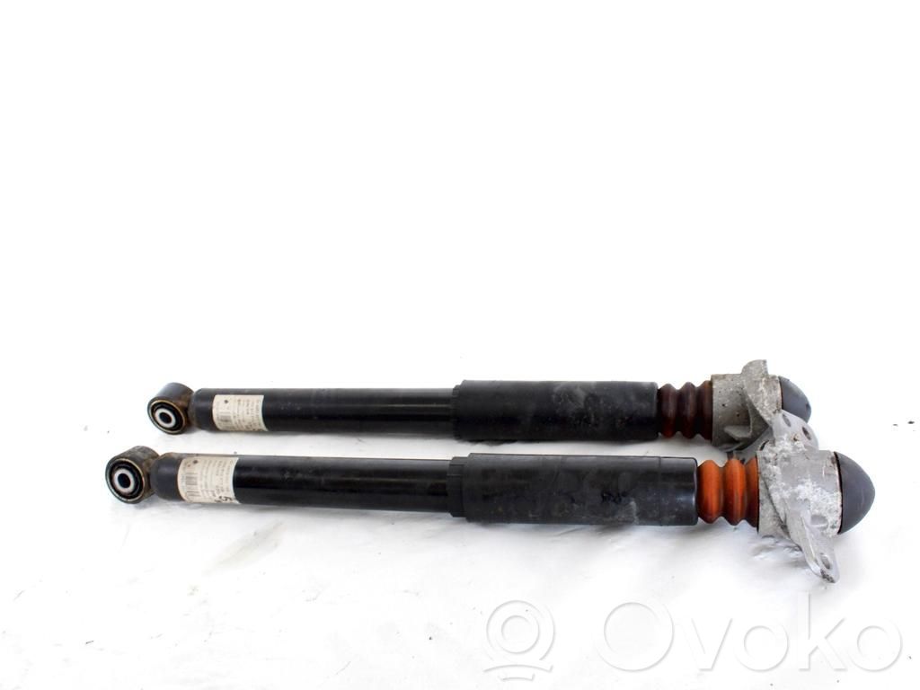 Seat Leon (1P) Stoßdämpfer hinten