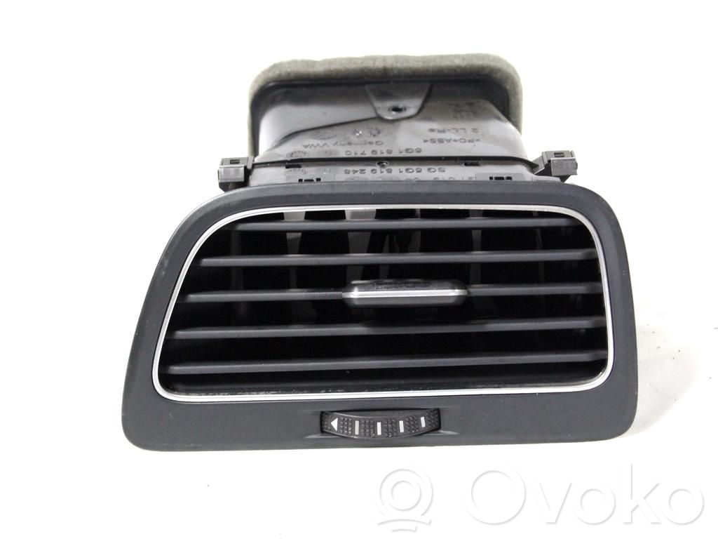 Volkswagen Golf VII Grilă ventilație/ramă laterală bord 