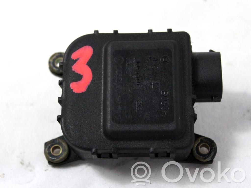 Audi A3 S3 8L Motor/actuator clapetă aer 