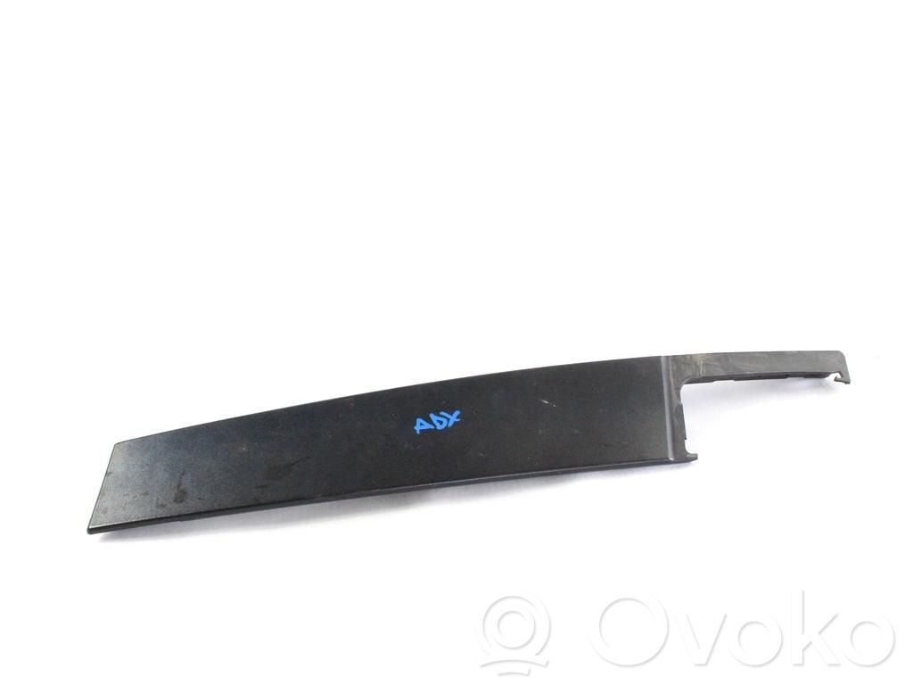 Opel Astra K (B) Rivestimento del montante (esterno) 