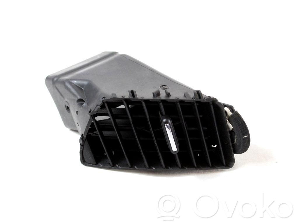 Rejilla de ventilación central del panel   13282237