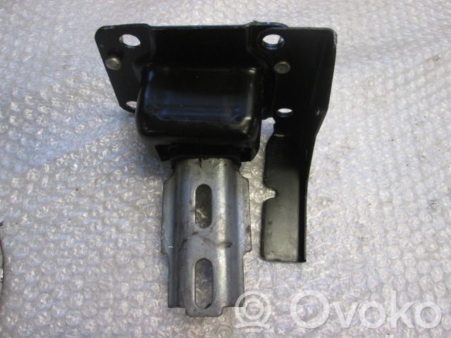 Citroen C3 Engine mounting bracket 