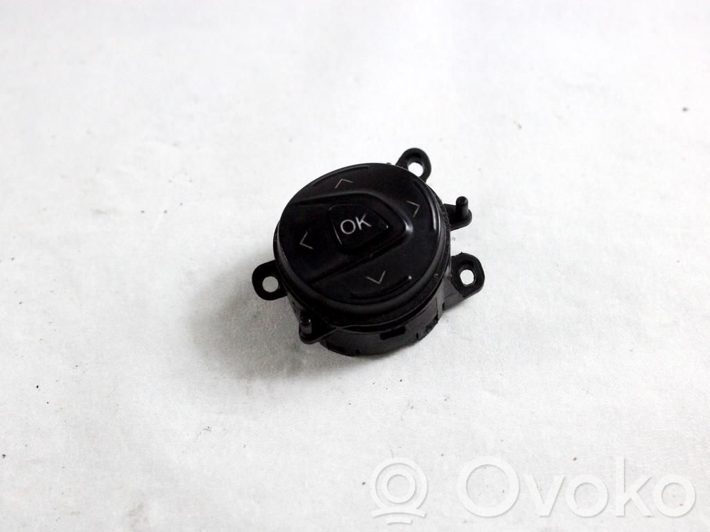 Boutons / interrupteurs volant   AM5T14K147AA