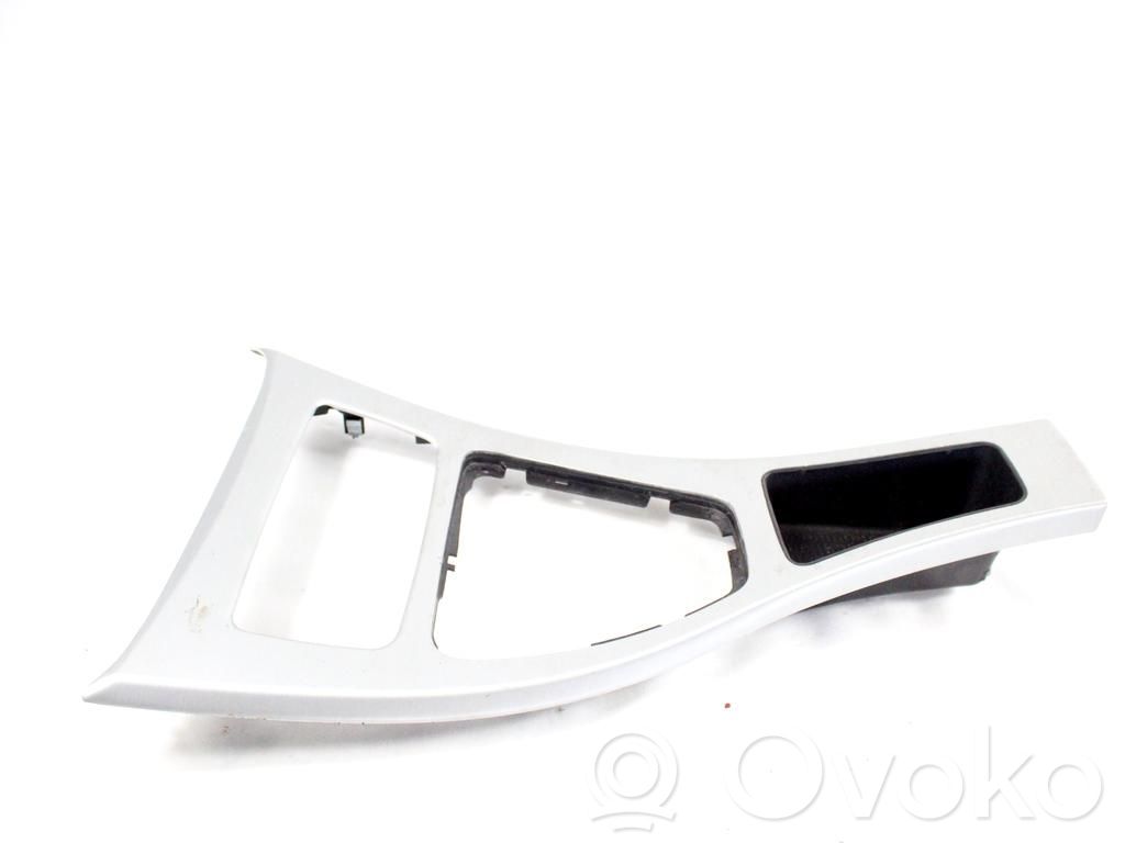 BMW 3 E92 E93 Autres éléments de console centrale 