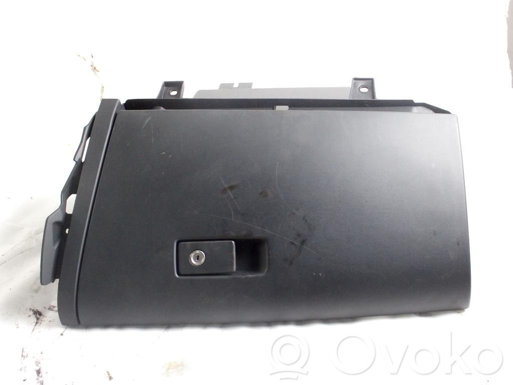 Volvo XC60 Juego guantera 
