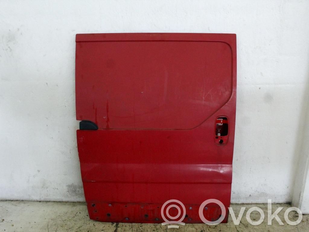 Opel Vivaro Puerta trasera 