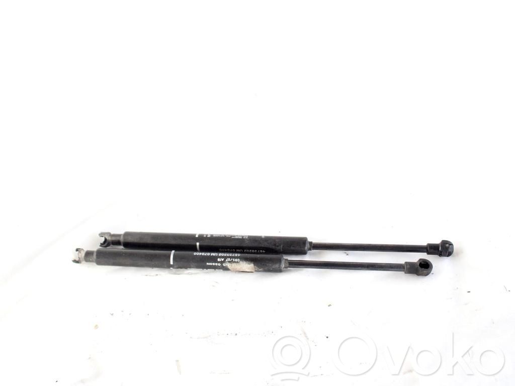 Alfa Romeo GT Ammortizzatore portellone anteriore/cofano 