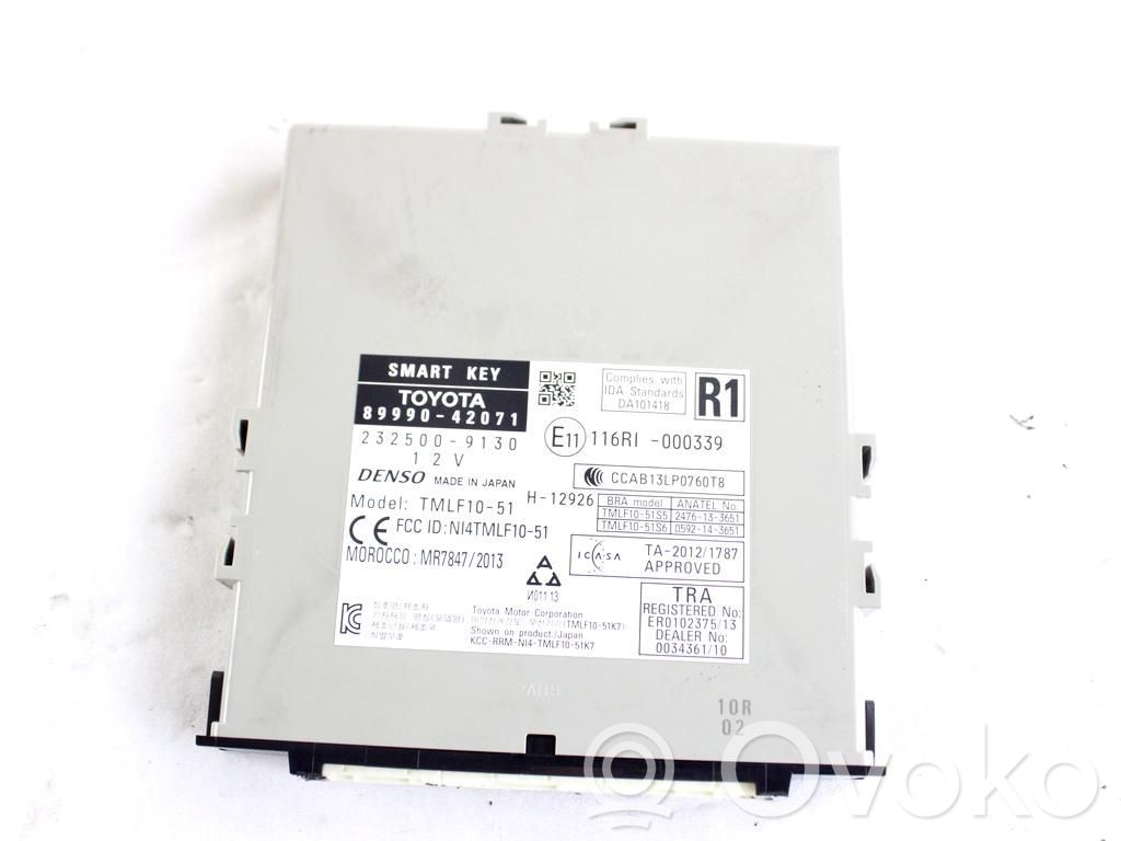 Toyota RAV 4 (XA40) Amplificator antenă aeriană 