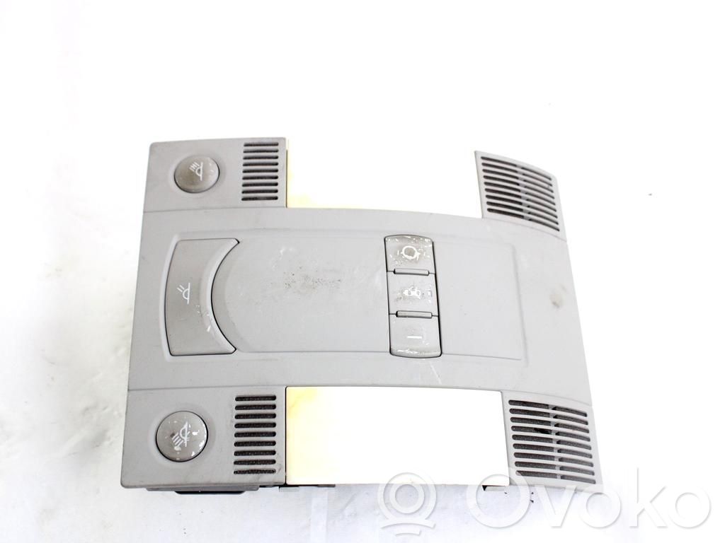 Éclairage lumière plafonnier avant   4E0907135A