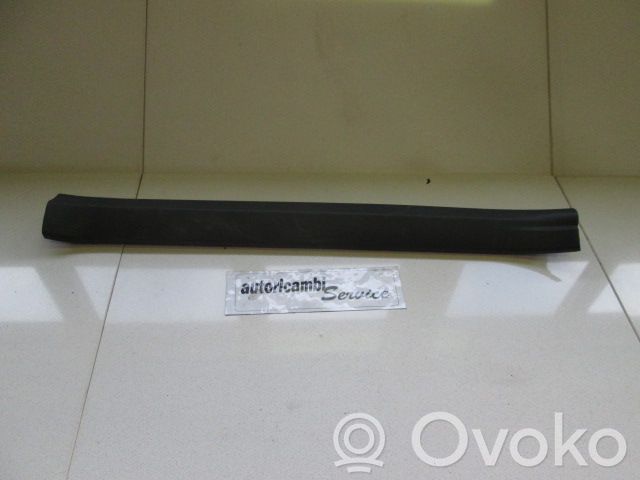 Toyota Auris 150 Capac prag spate