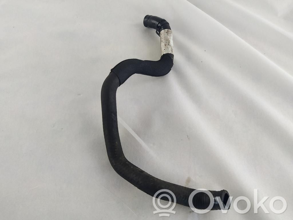 Ohjaustehostimen letkusto   8K0422887AH
