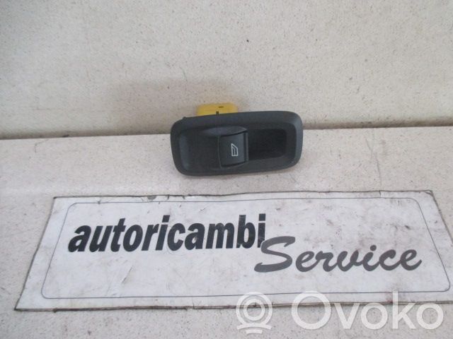 Ford Fiesta Electric window control switch 