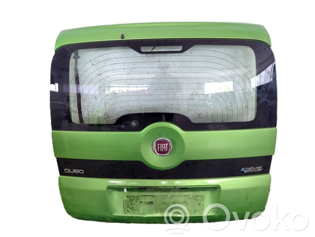 Fiat Qubo Tylna klapa bagażnika 