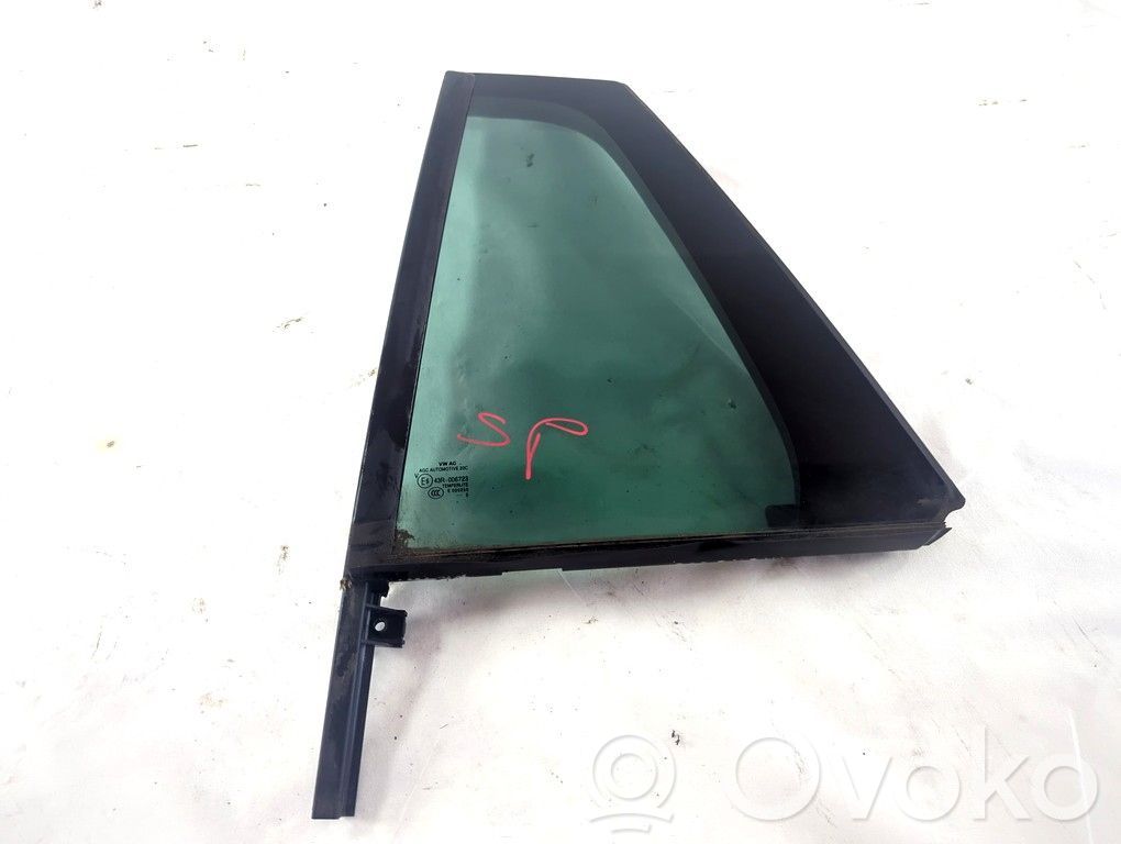 Skoda Rapid (NH) Geam lateral spate 