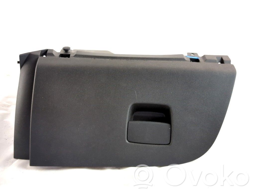 Opel Corsa E Juego guantera 