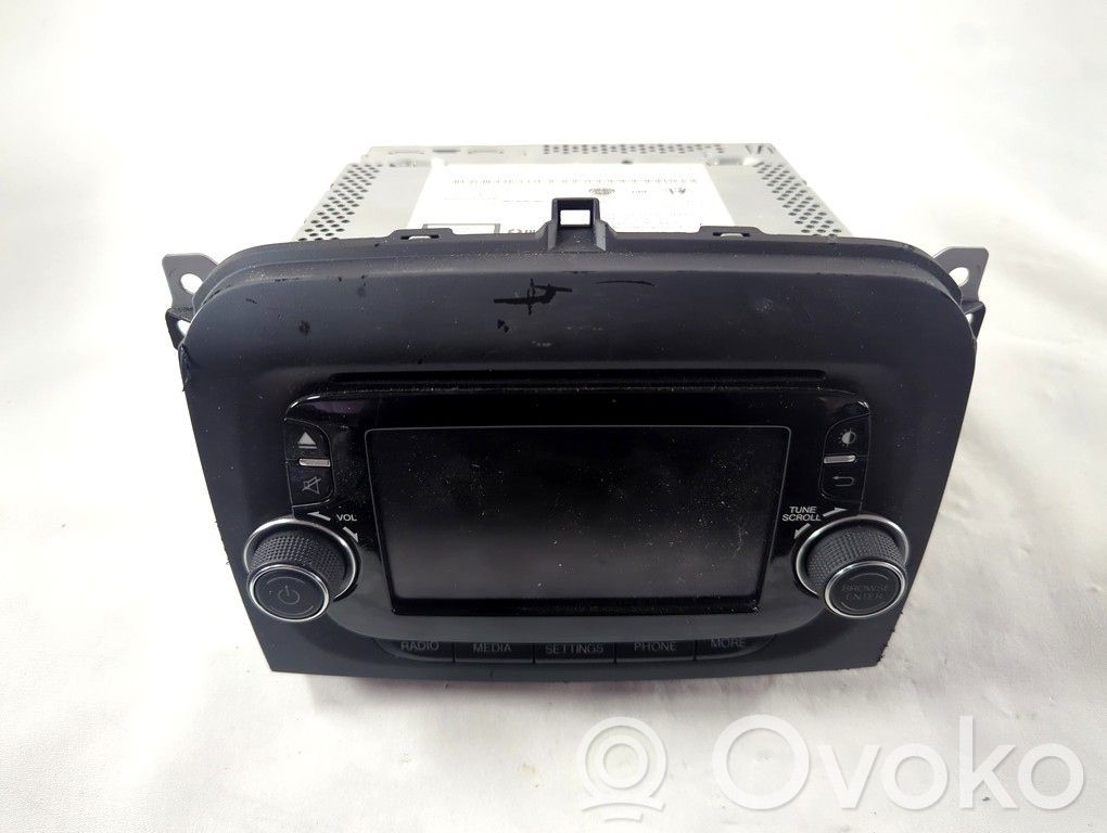 Fiat 500L Radio / CD-Player / DVD-Player / Navigation 