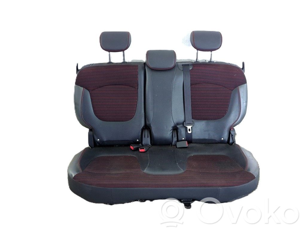 Renault Captur Al treilea rând de scaune 
