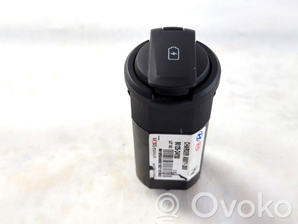 KIA Stonic Connettore plug in USB 