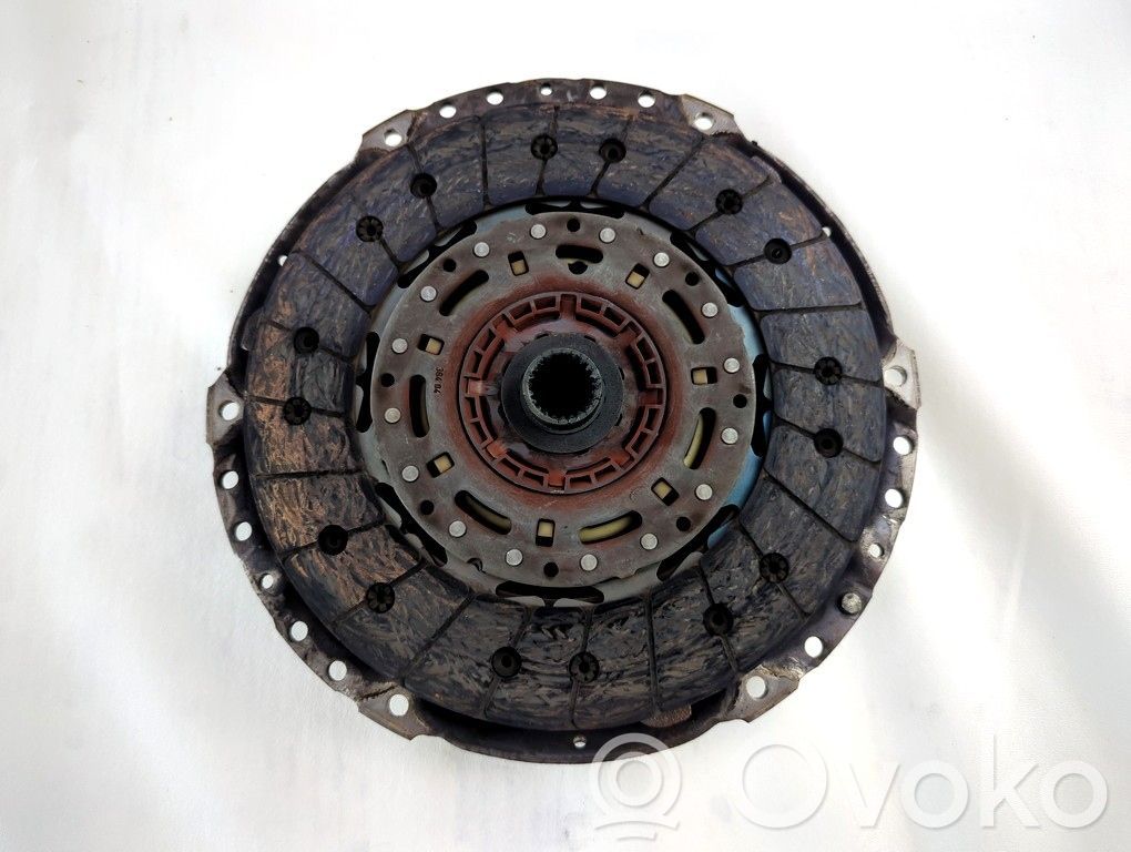 Volkswagen Golf V Kit frizione 