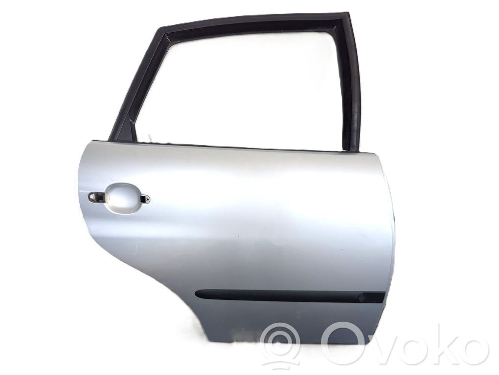 Puerta trasera   6L4833056T