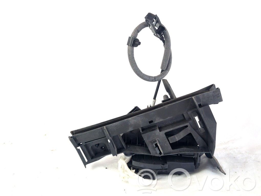 Ford Focus Zamek drzwi tylnych