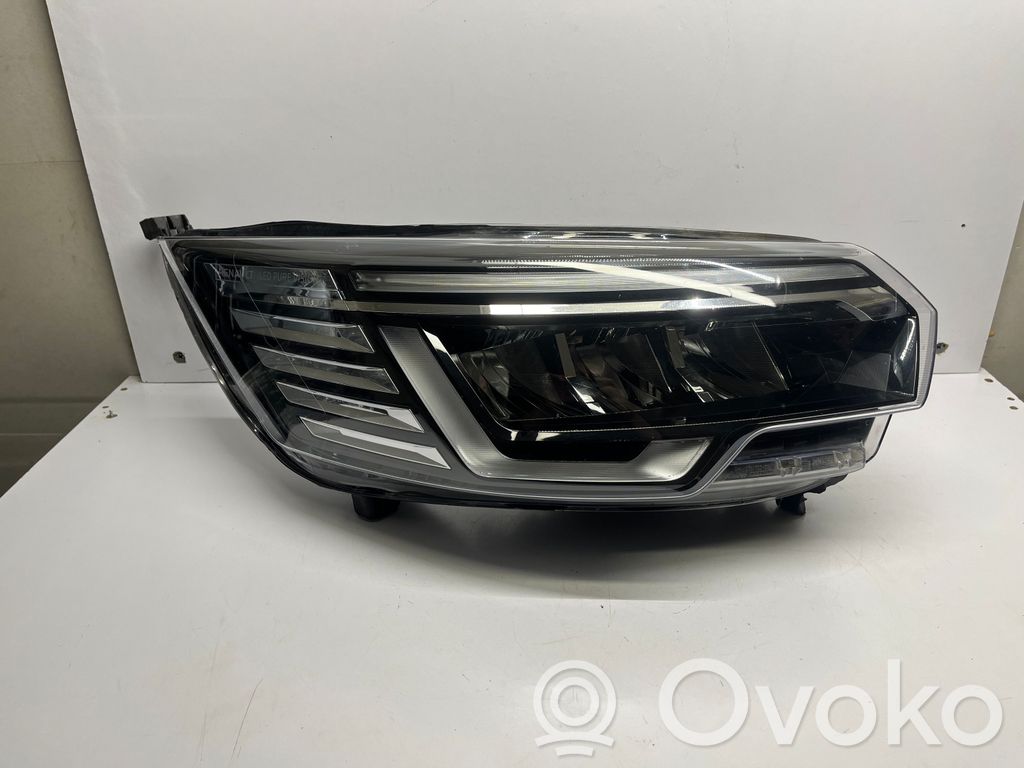 Renault Trafic III (X82) Far 