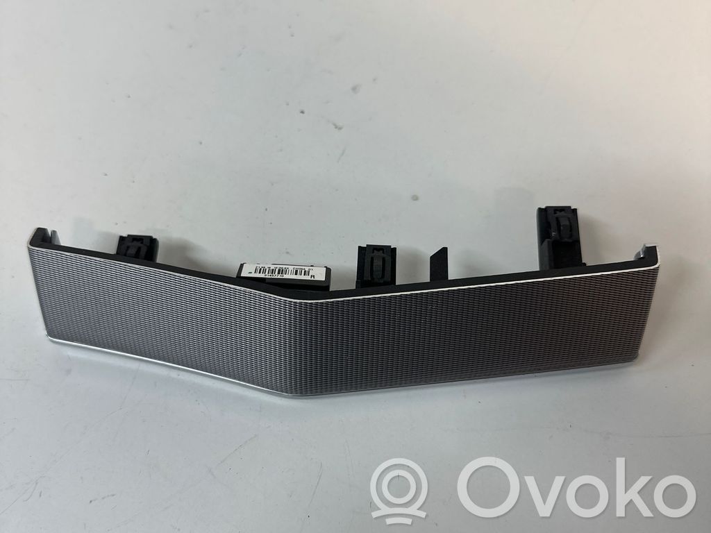 Panelės apdaila   31366841