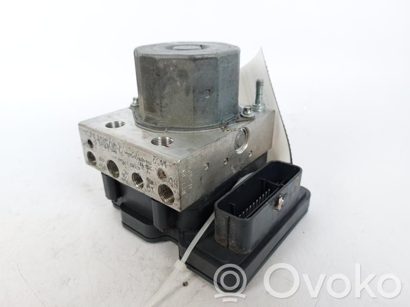 Dacia Duster ABS bloks 