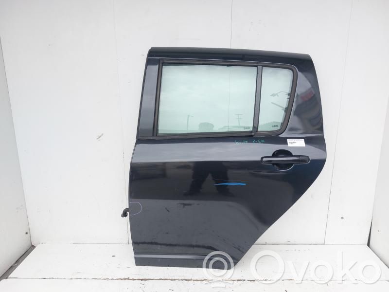 Suzuki Swift I Puerta trasera 