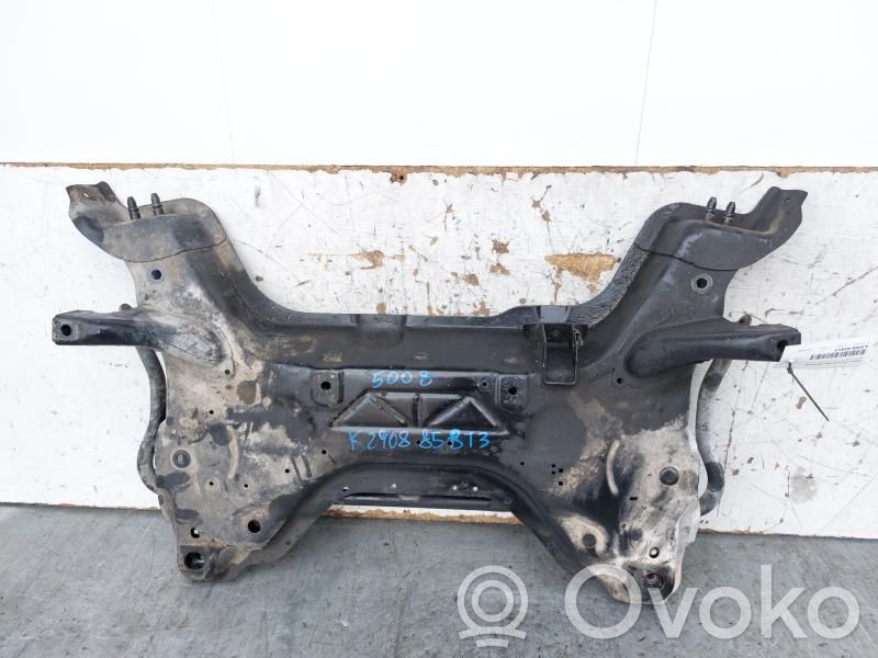 Peugeot 5008 Front subframe 