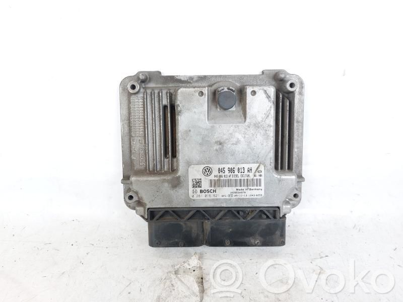 Skoda Fabia Mk2 (5J) Engine control unit/module 