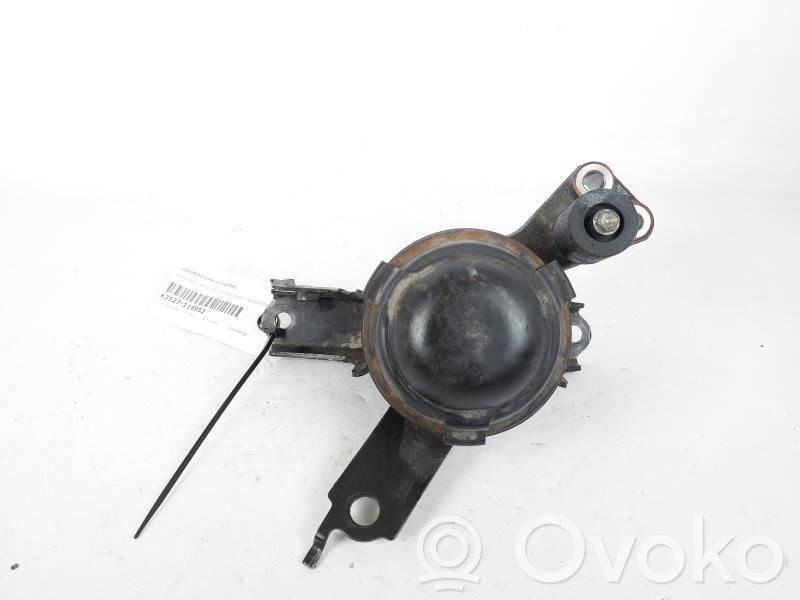 Toyota Yaris Engine mount bracket 