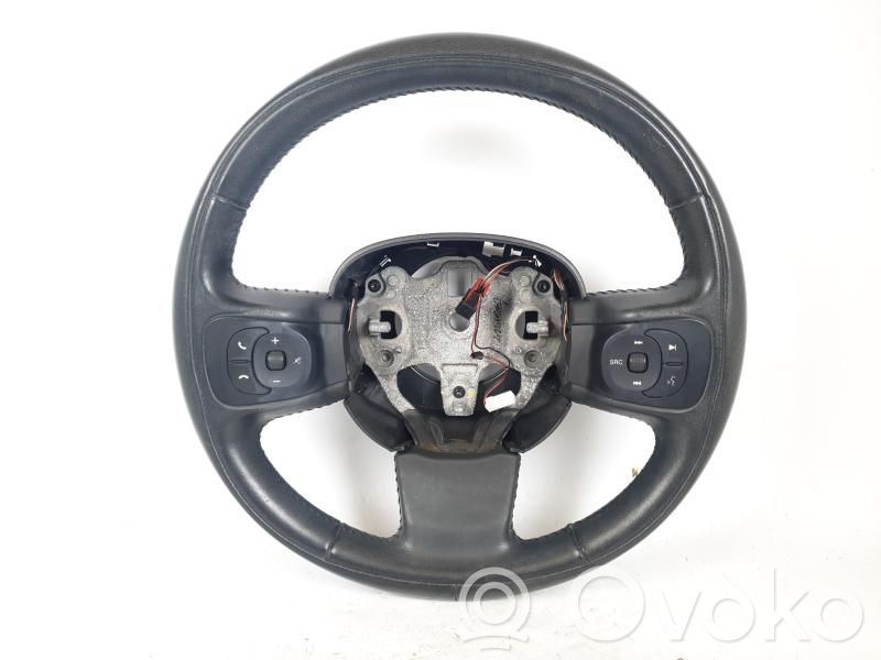 Fiat 500L Ohjauspyörä 